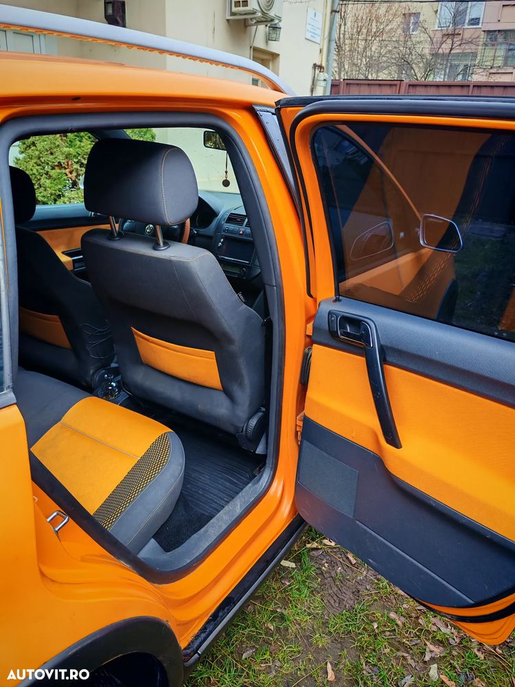 Volkswagen Polo 1.4 Attractive Aut - 5
