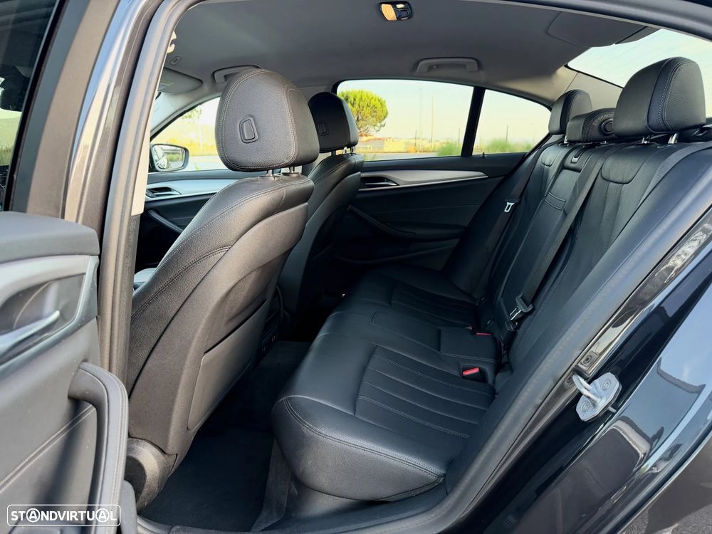 BMW 530 e Pack M - 13