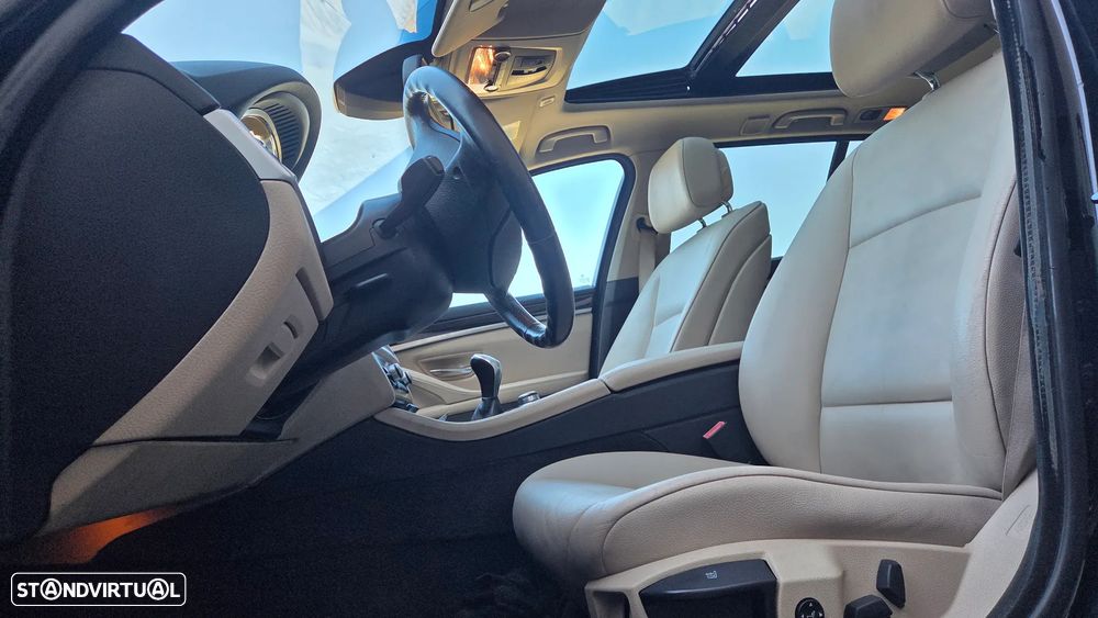 BMW 520 d Luxury Line - 8