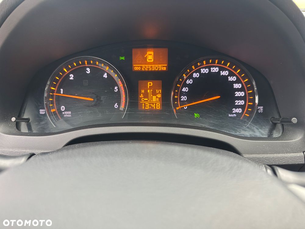 Toyota Avensis Combi 2.2 D-4D Automatik Comfort - 13