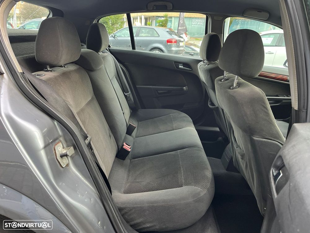 Opel Astra 1.7 CDTi Elegance - 12