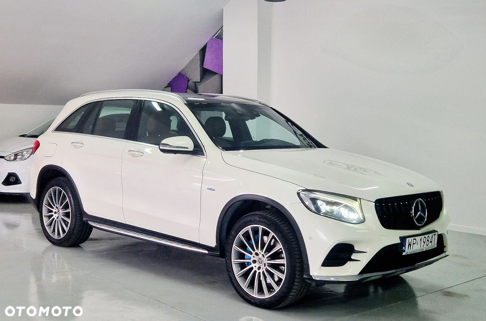 Mercedes-Benz GLC - 1