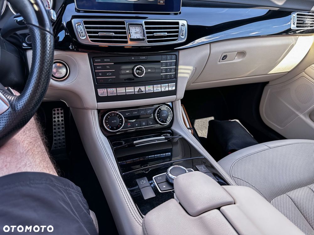 Mercedes-Benz CLS 350 (BlueTEC) d - 23