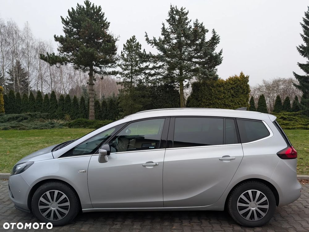Opel Zafira 1.4 T Cosmo EU6 - 11