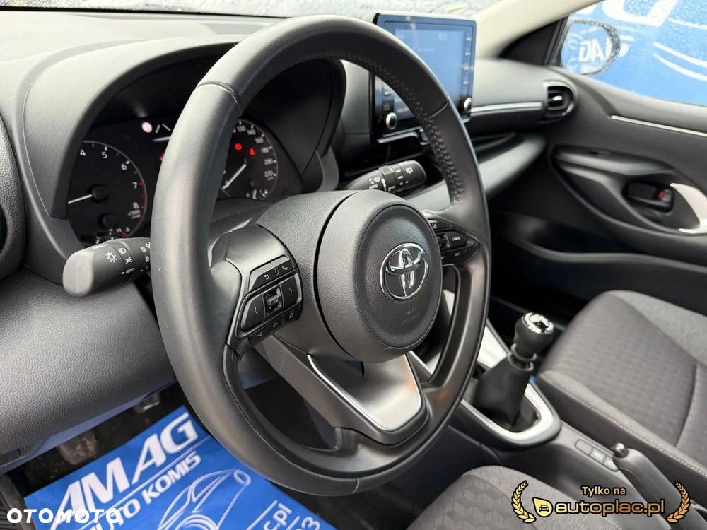 Toyota Yaris - 16