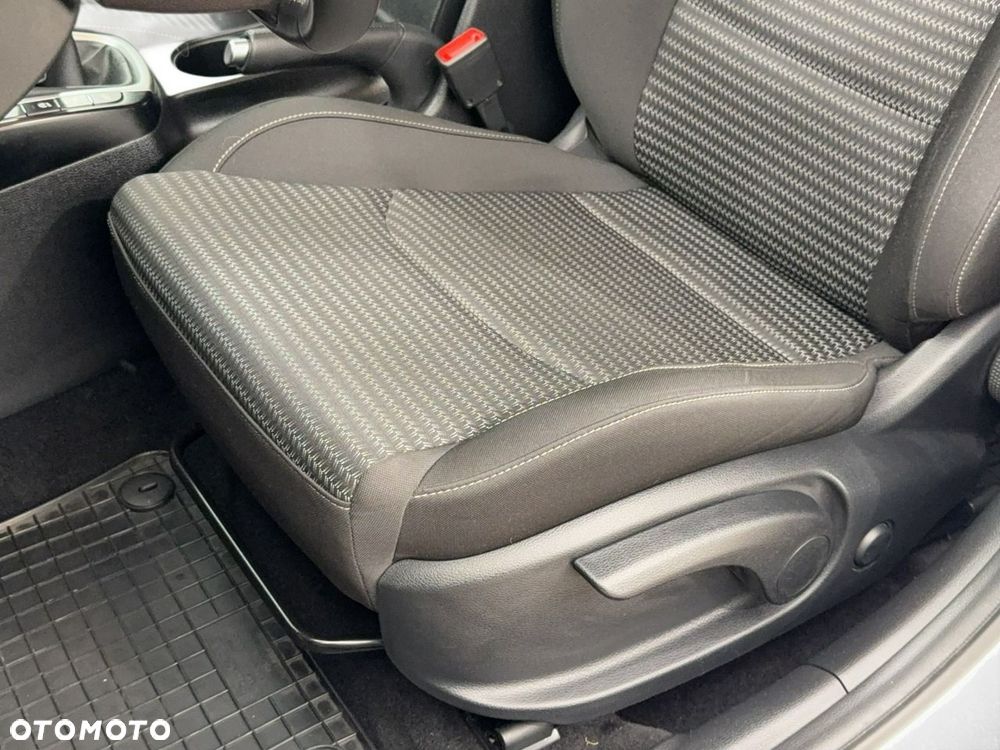 Kia Ceed - 17