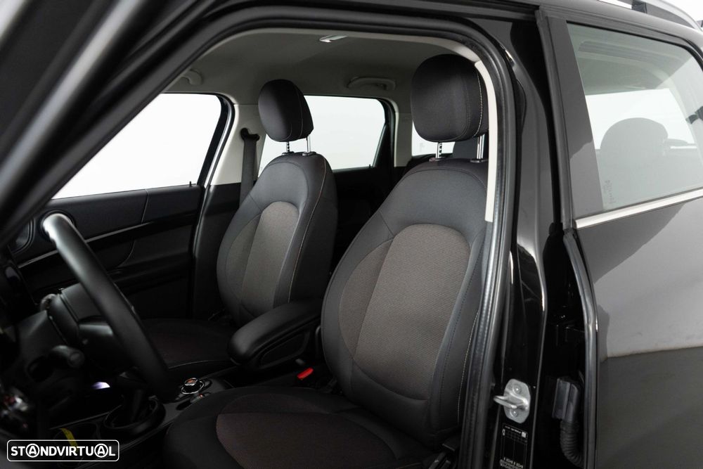 MINI Countryman Cooper SE ALL4 Auto - 10