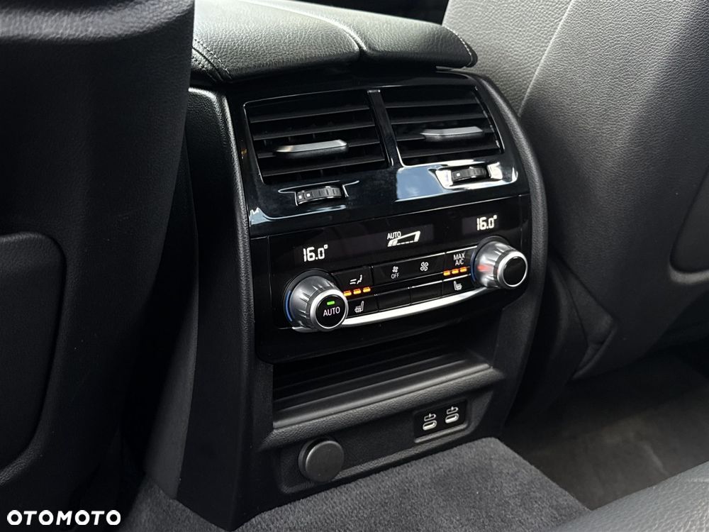 BMW Seria 5 - 23