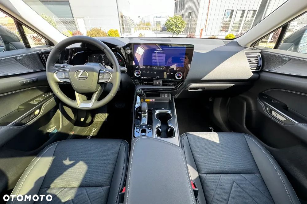 Lexus NX 350h Omotenashi AWD - 20
