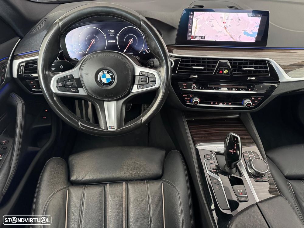 BMW 530 e iPerformance Pack M - 19
