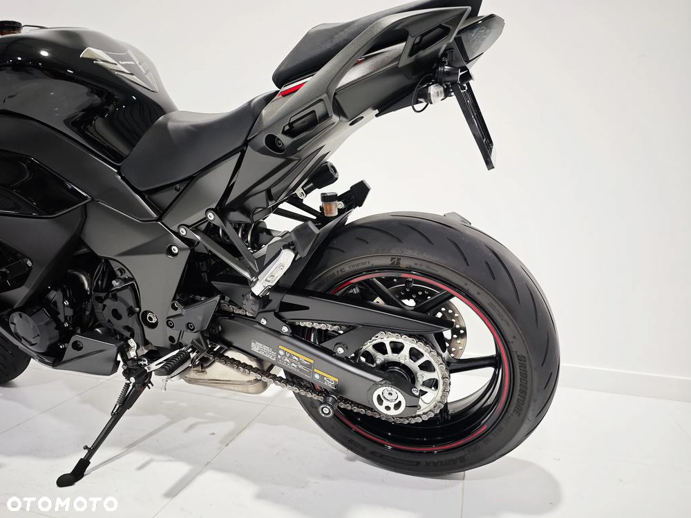 Kawasaki Ninja 1000 SX - 16