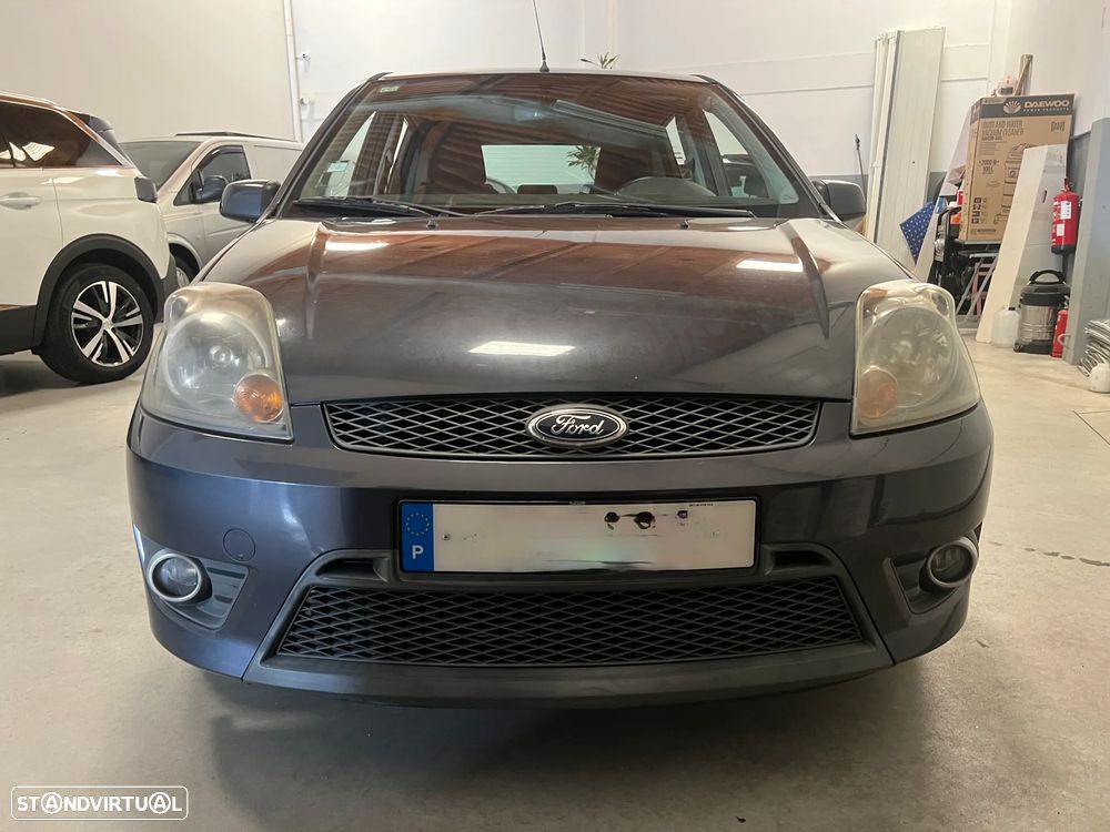 Ford Fiesta 1.25 Ghia - 4