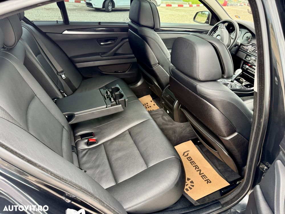 BMW Seria 5 530d xDrive - 5