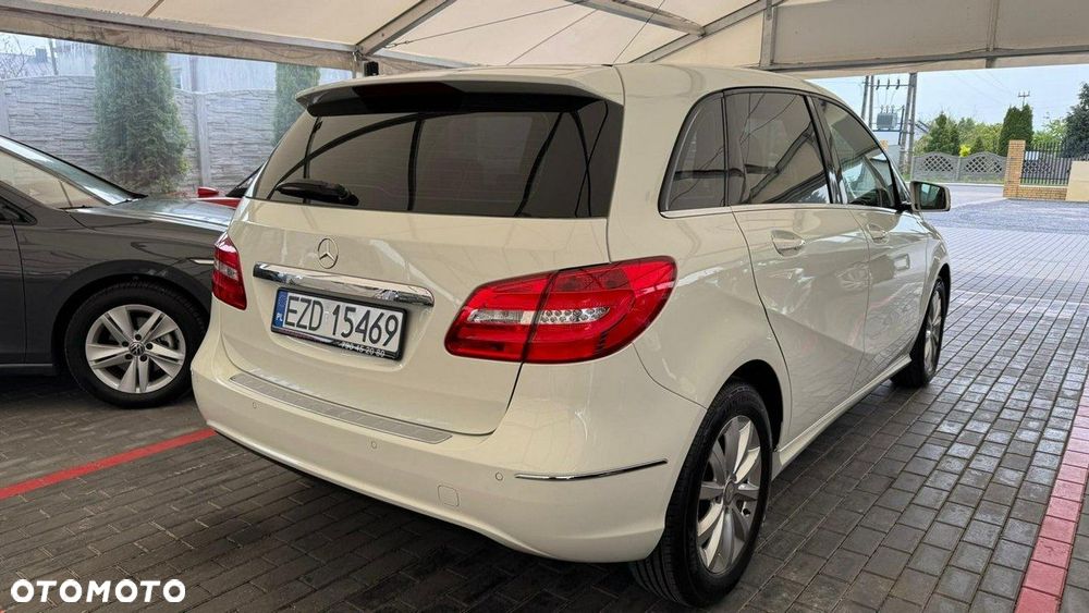 Mercedes-Benz Klasa B 180 BlueEFFICIENCY Edition 1 - 21
