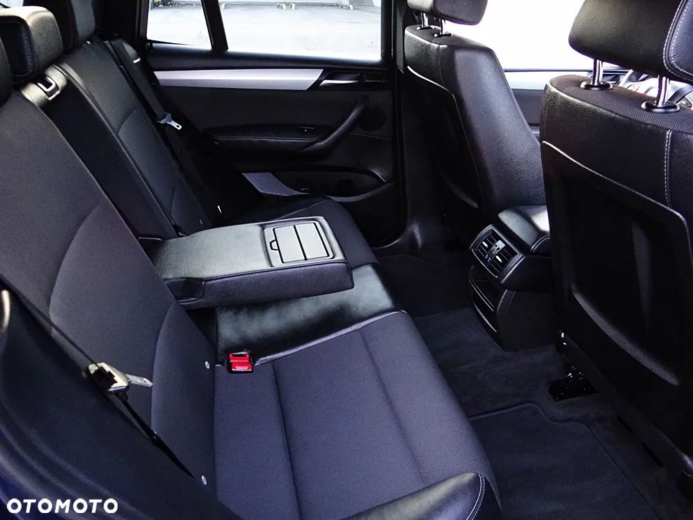 BMW X3 20d xDrive - 37