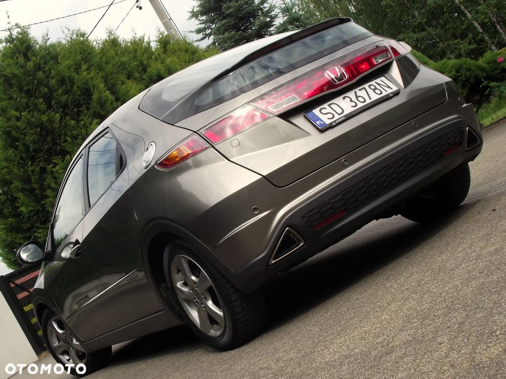 Honda Civic 1.8 Executive - 9