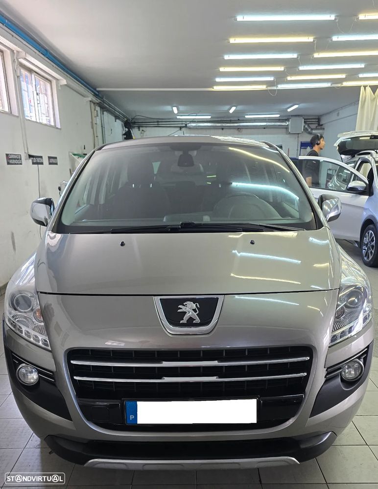 Peugeot 3008 2.0 HDi Hybrid4 - 3