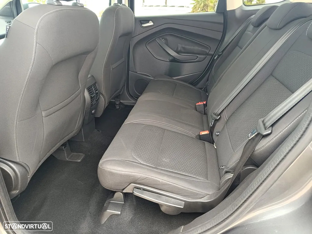 Ford Kuga 1.5 TDCi Titanium - 16