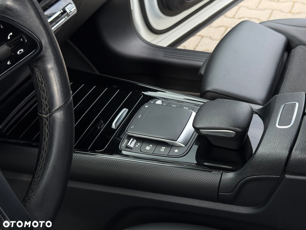 Mercedes-Benz GLB 200 d 8G-DCT - 19