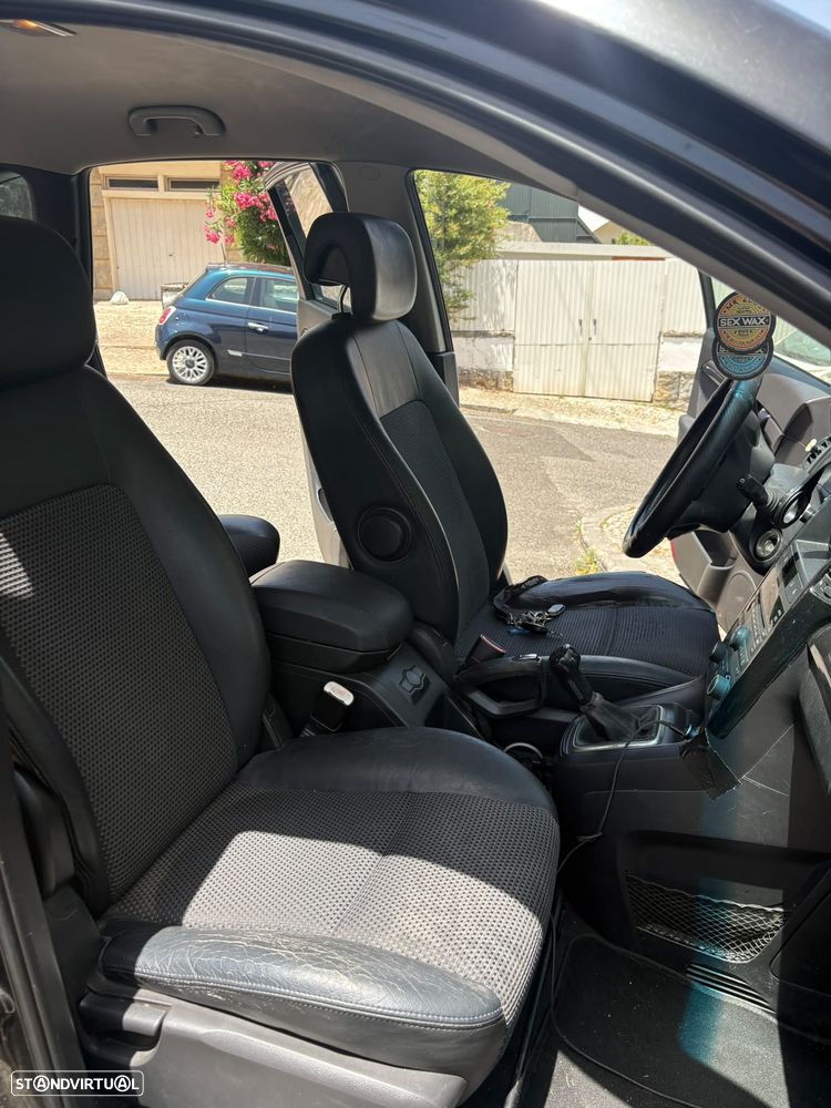 Chevrolet Captiva 2.0 VCDi Seven 7L - 6