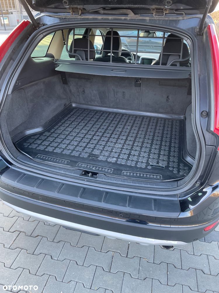 Volvo XC 60 D5 AWD Summum - 8