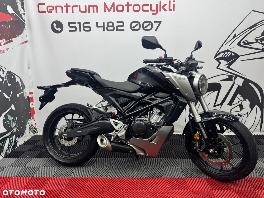 Honda CB - 1