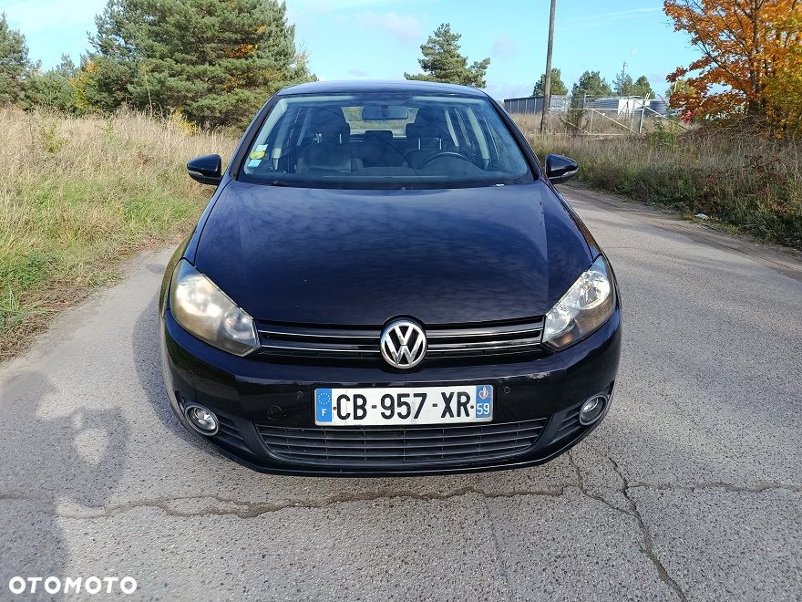 Volkswagen Golf - 6