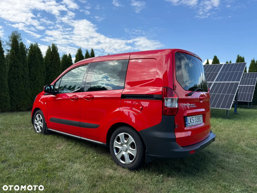 Ford Transit Courier 2020 photo 5