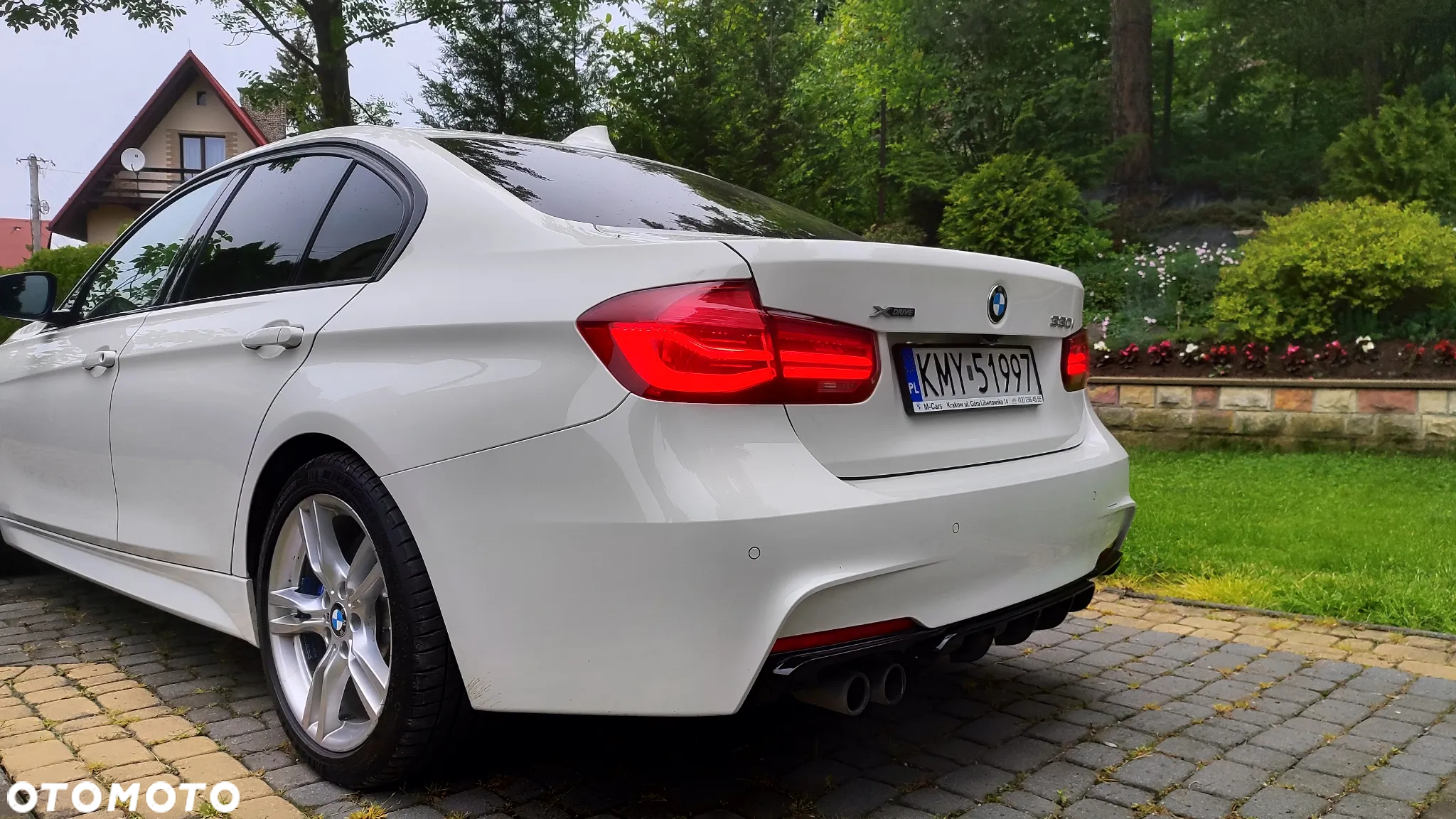 BMW Seria 3 330i M Sport Shadow - 4