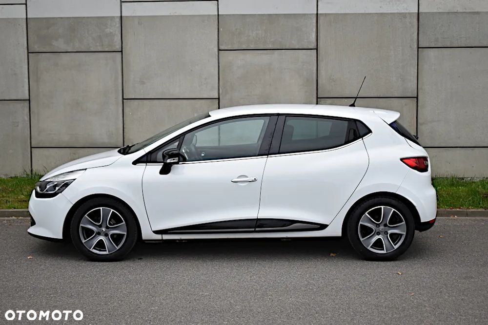 Renault Clio - 10