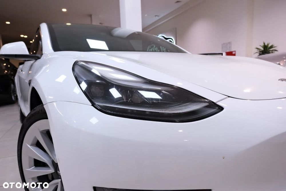 Tesla Model 3 Standard Range Plus - 5