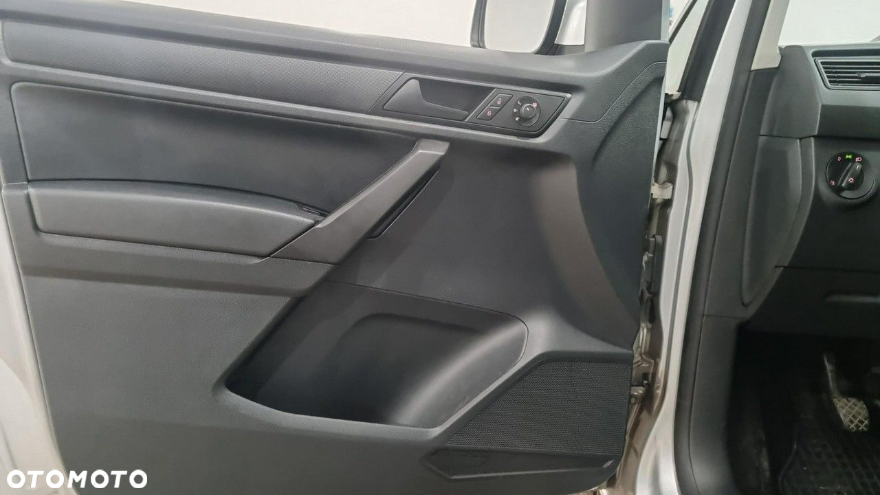 Volkswagen Caddy - 8