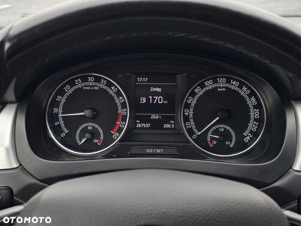 Skoda RAPID 1.6 TDI DPF Ambition - 20