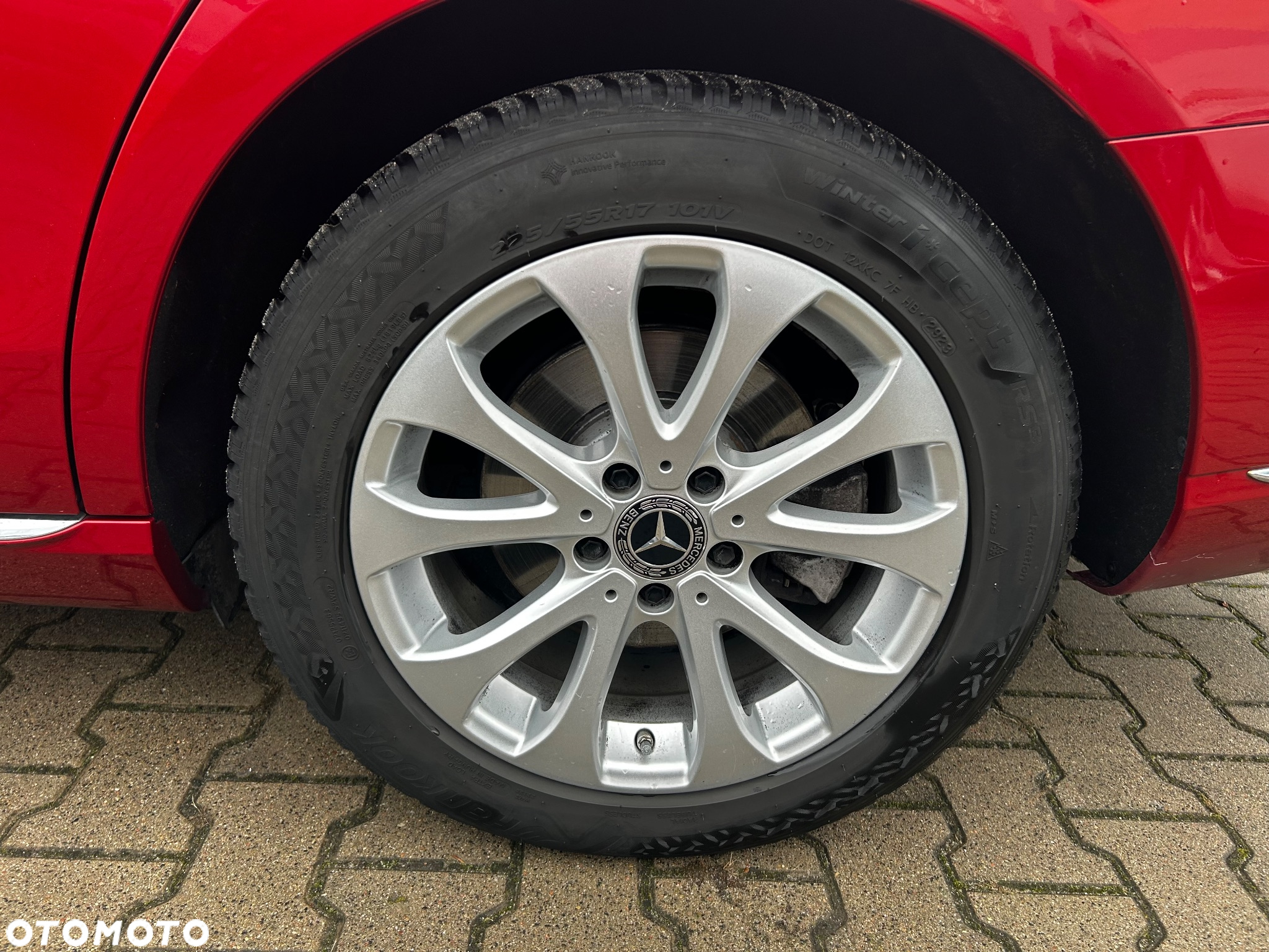 Mercedes-Benz Klasa E 220 d 4Matic 9G-TRONIC Avantgarde - 31