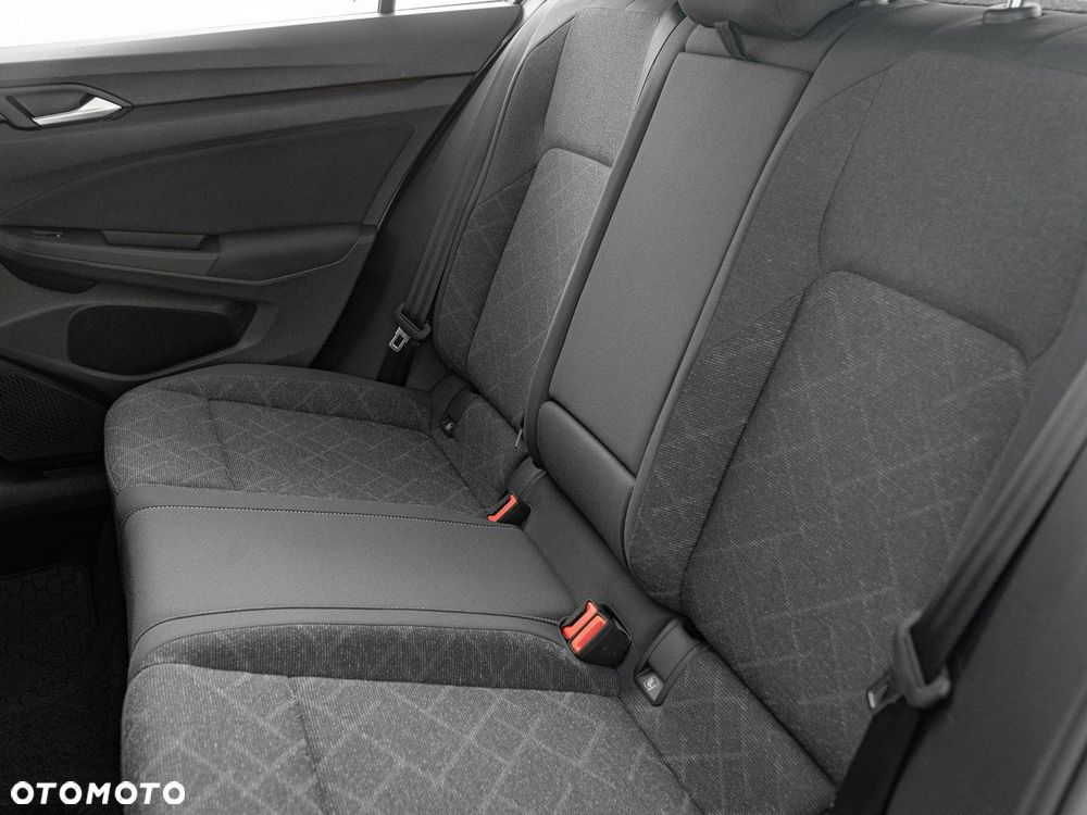 Volkswagen Golf - 28