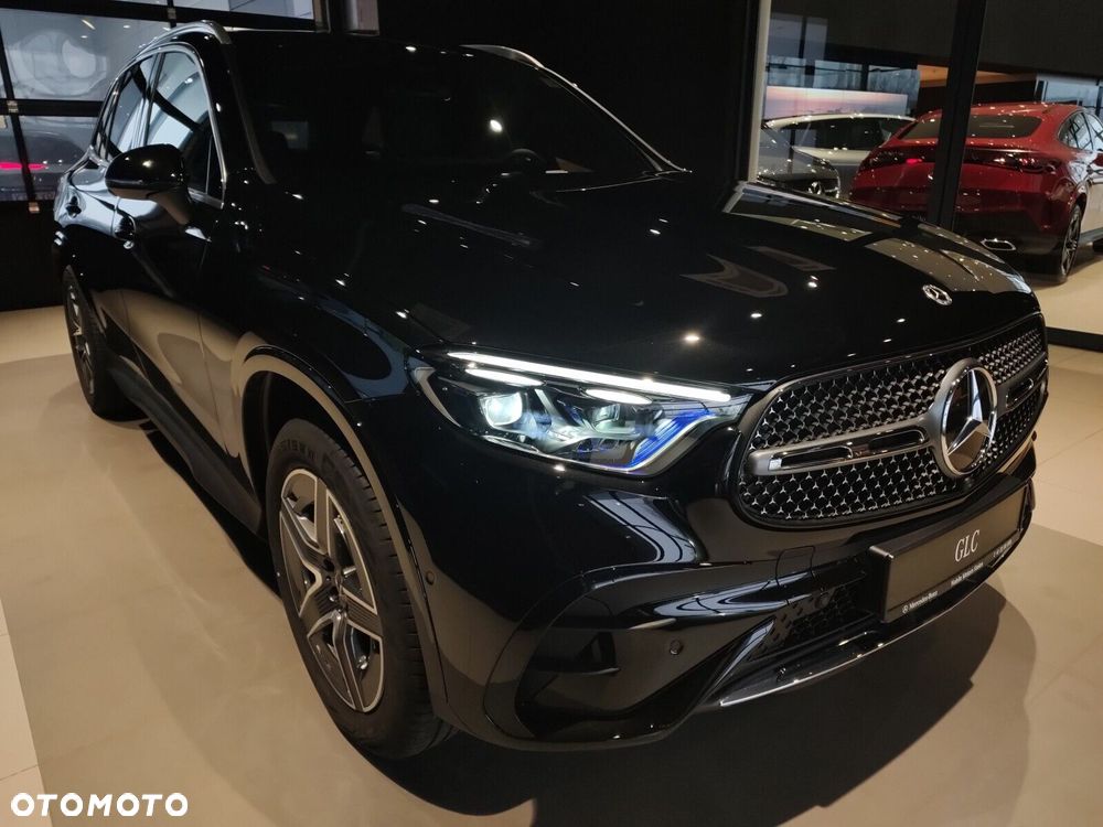 Mercedes-Benz GLC - 6