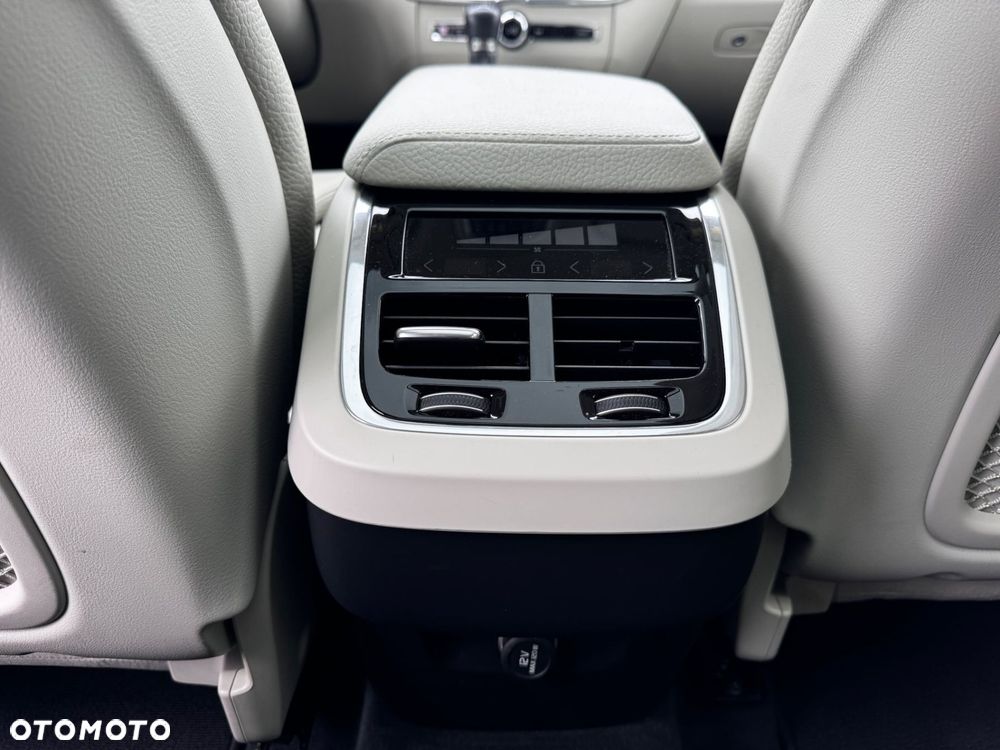 Volvo XC 60 T6 AWD Inscription - 21