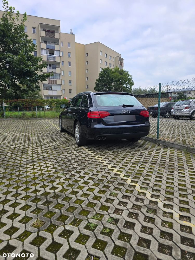 Audi A4 Avant 2.0 TDI DPF Ambition - 3