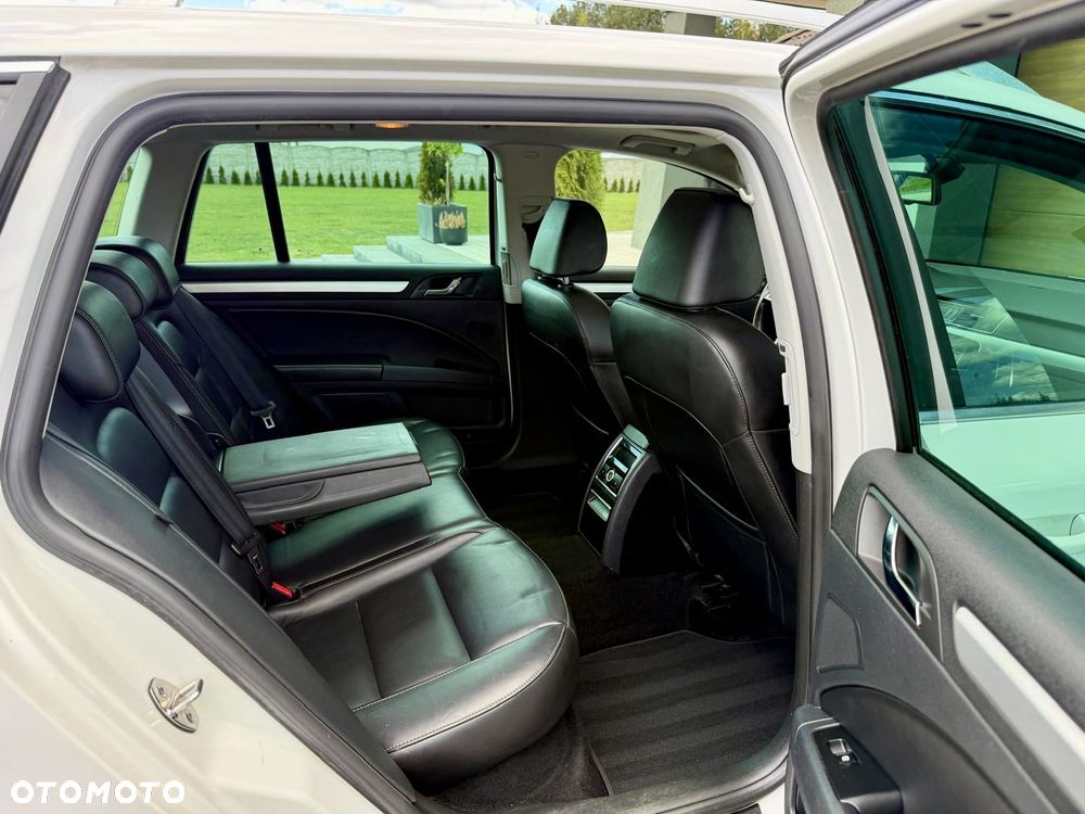 Skoda Superb 2.0 TDI Green tec 4x4 DSG Exclusive - 17