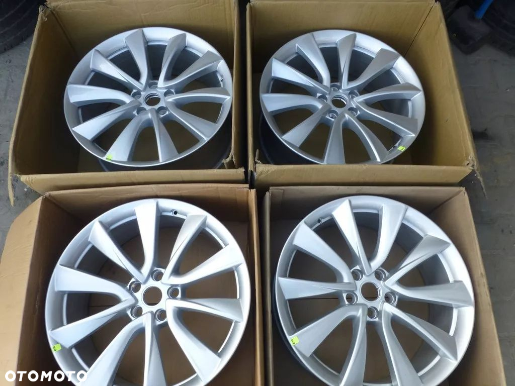 TESLA 3 PERFORMANCE 20'' - 3