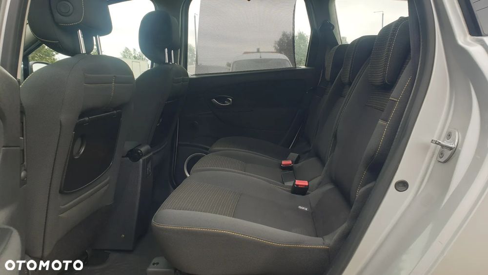 Renault Scenic - 11