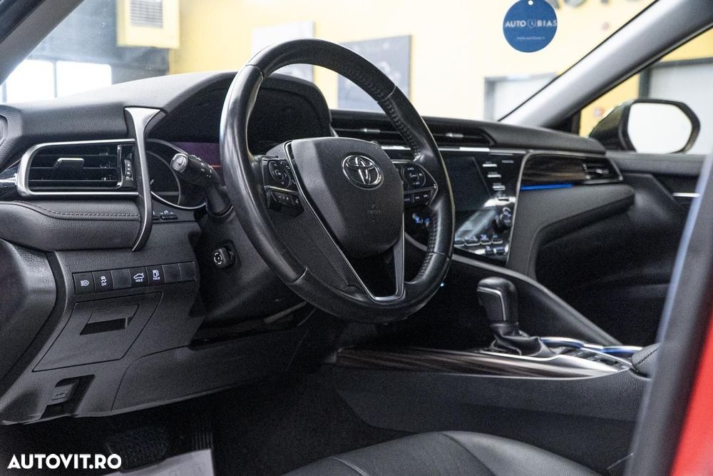 Toyota Camry 2.5 Dynamic - 7