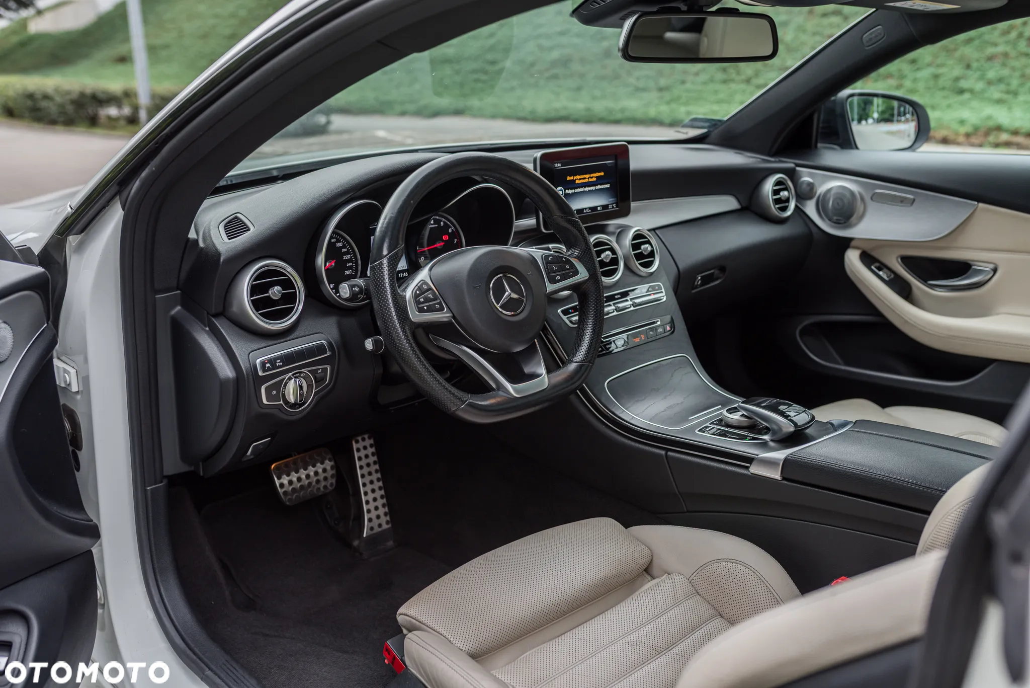Mercedes-Benz Klasa C 300 7G-TRONIC - 14