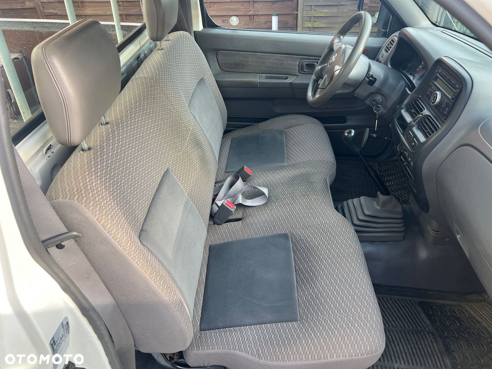 Nissan NP300 Pickup 2.5d SC Base - 12