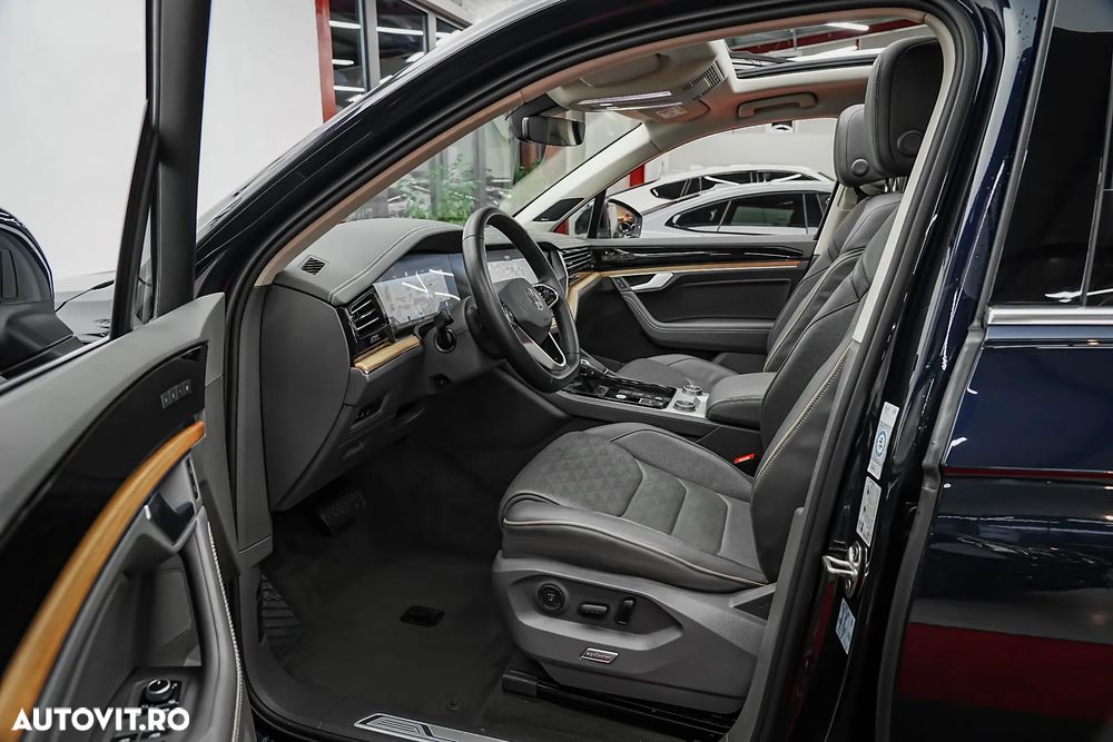 Volkswagen Touareg - 4