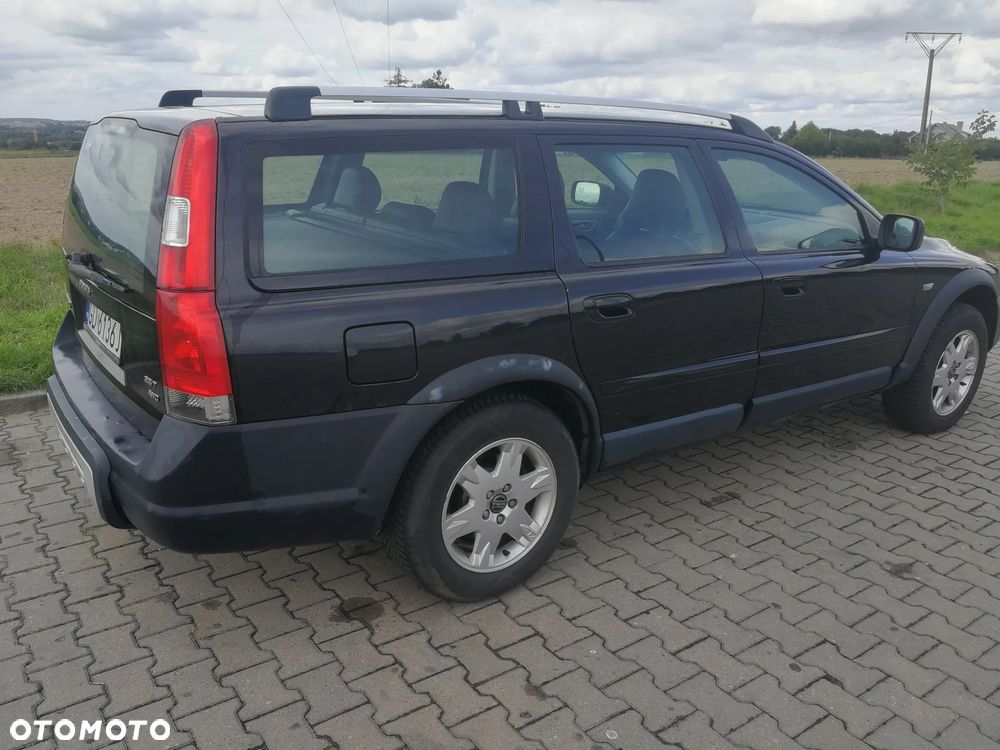 Volvo XC 70 AWD Momentum - 6