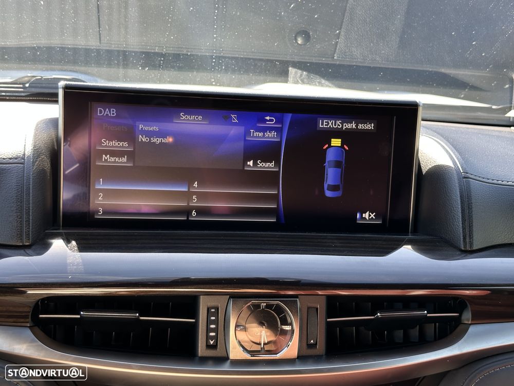 Lexus LX 450 - 22