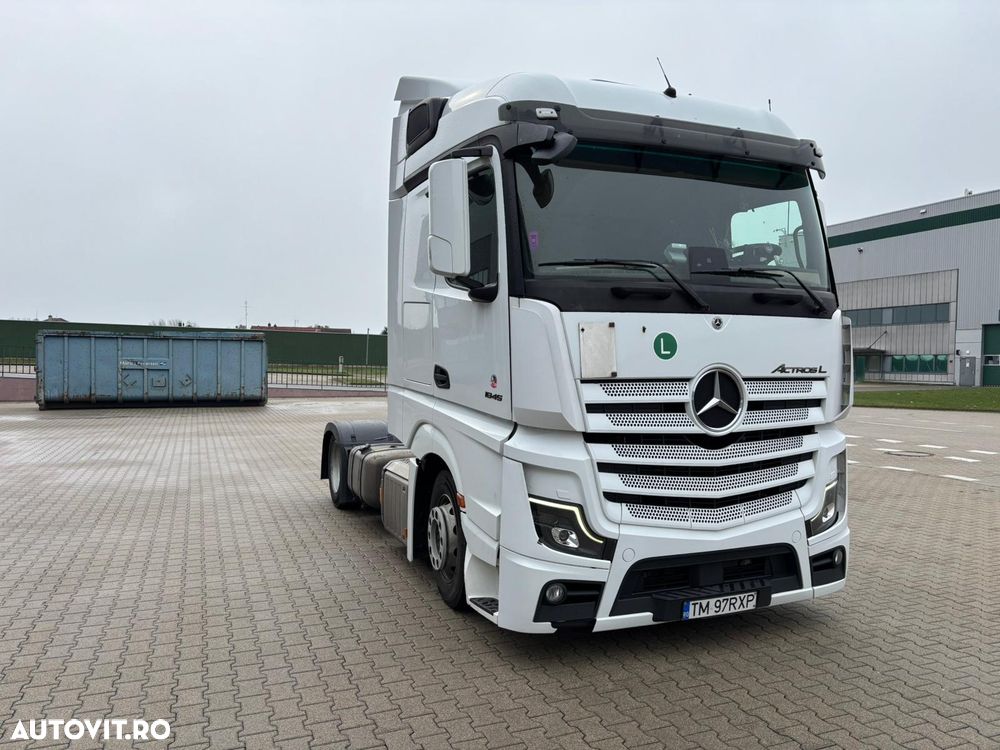 Mercedes-Benz ACTROS - 2