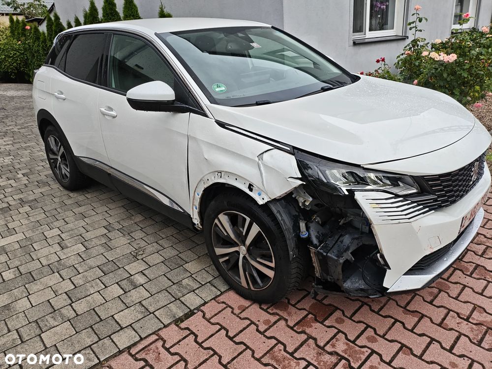 Peugeot 3008 PureTech 130 Stop & Start GPF Allure - 11
