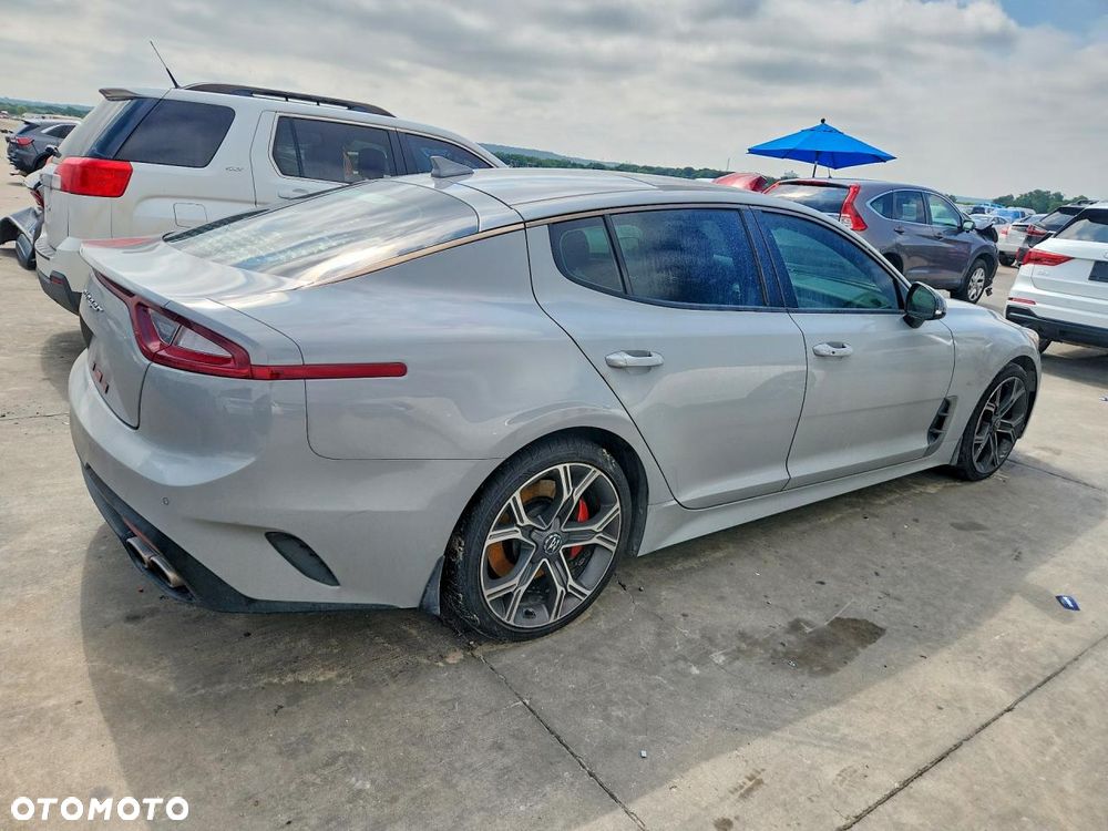 Kia Stinger 3.3 T-GDI AWD OPF GT - 4